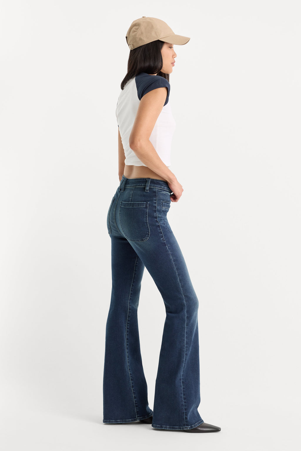 Luxury GOOD LEGS FLARE JEANS LYRICAL