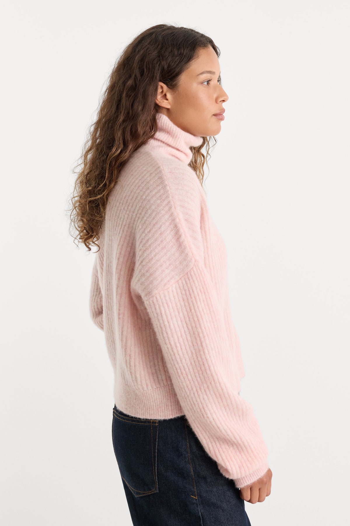 Luxury THE OVERSIZED TURTLENECK SWEATER BLUSH