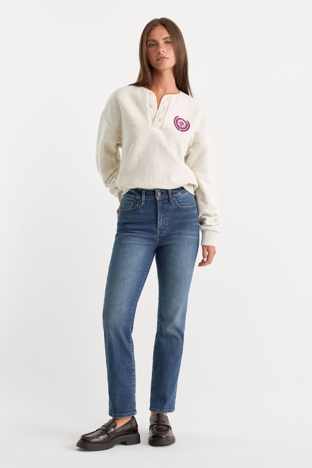 Luxury ALWAYS FITS GOOD LEGS STRAIGHT JEANS INDIGO446