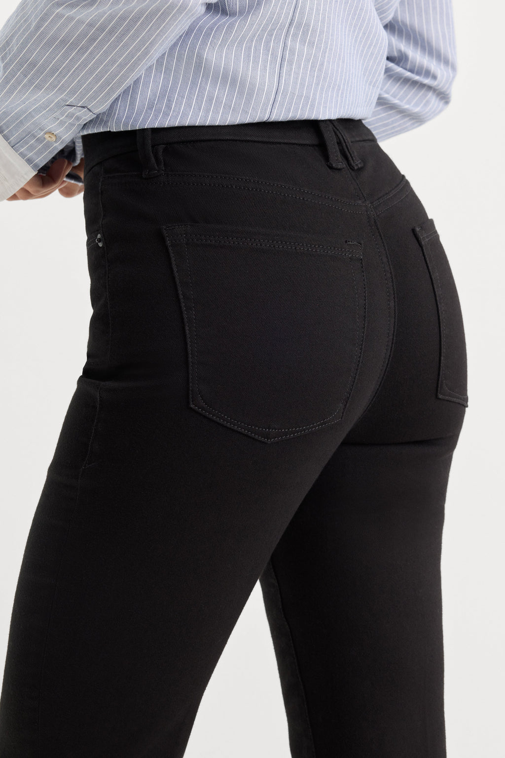 Luxury NEVER FADE GOOD CLASSIC SLIM BOOTCUT JEANS BLACK
