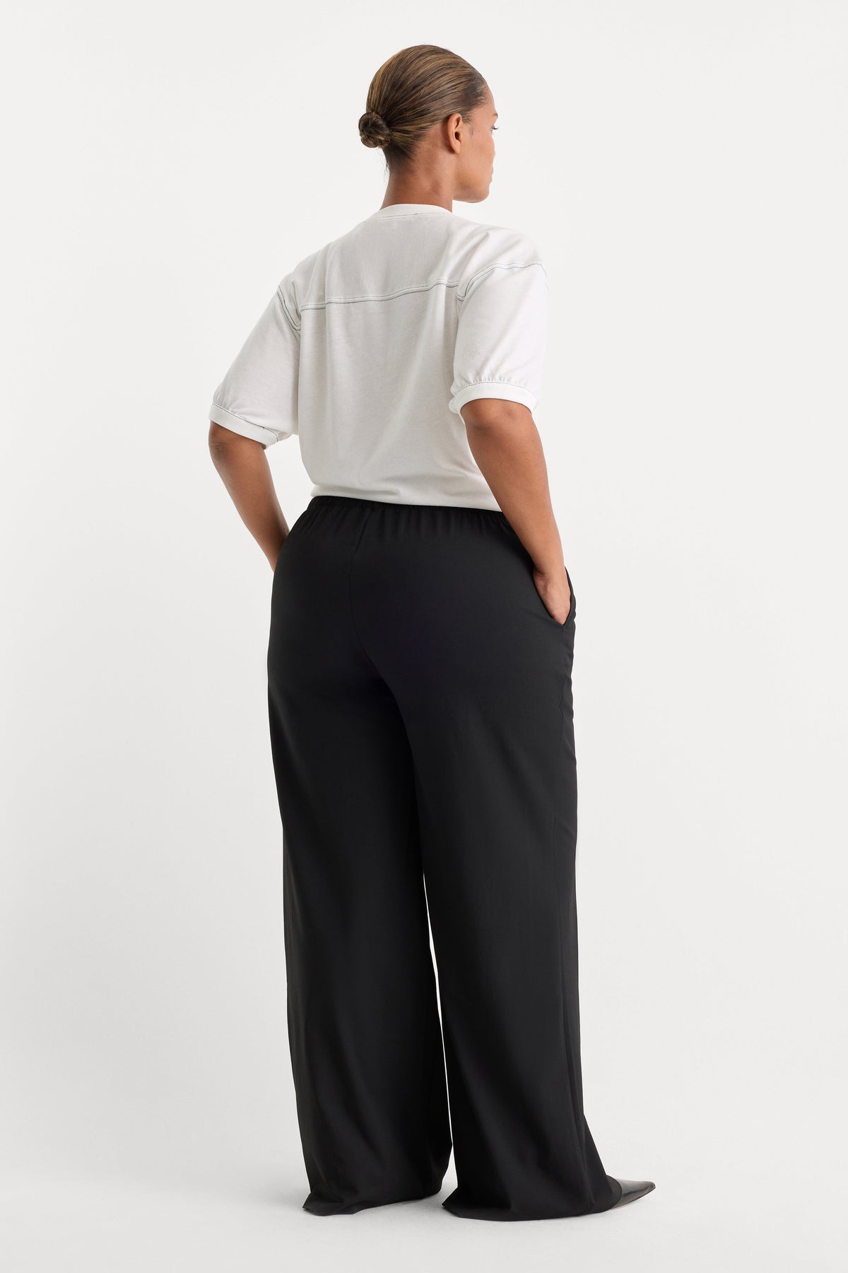 Luxury THE PULL ON TROUSER BLACK001