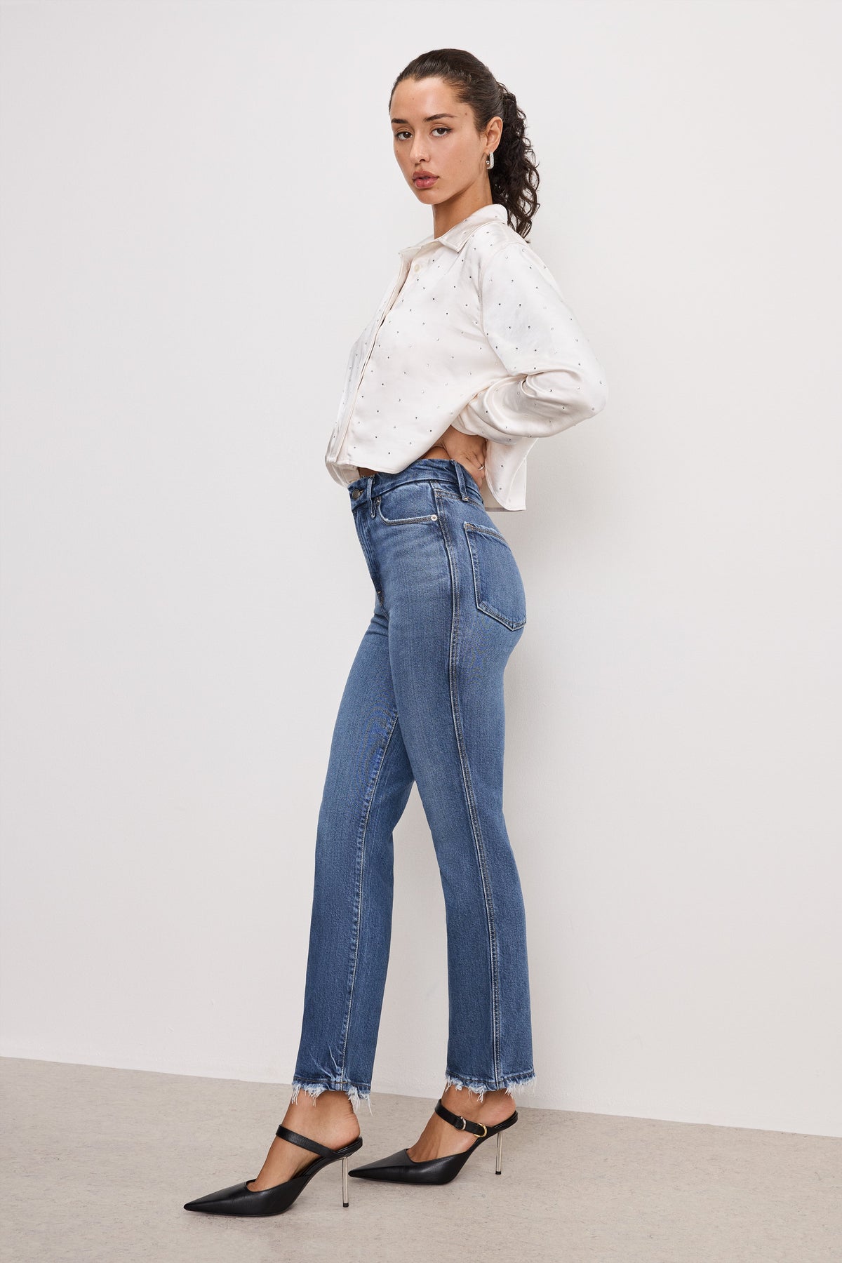 Luxury SOFT TECH GOOD CURVE STRAIGHT JEANS INDIGO737