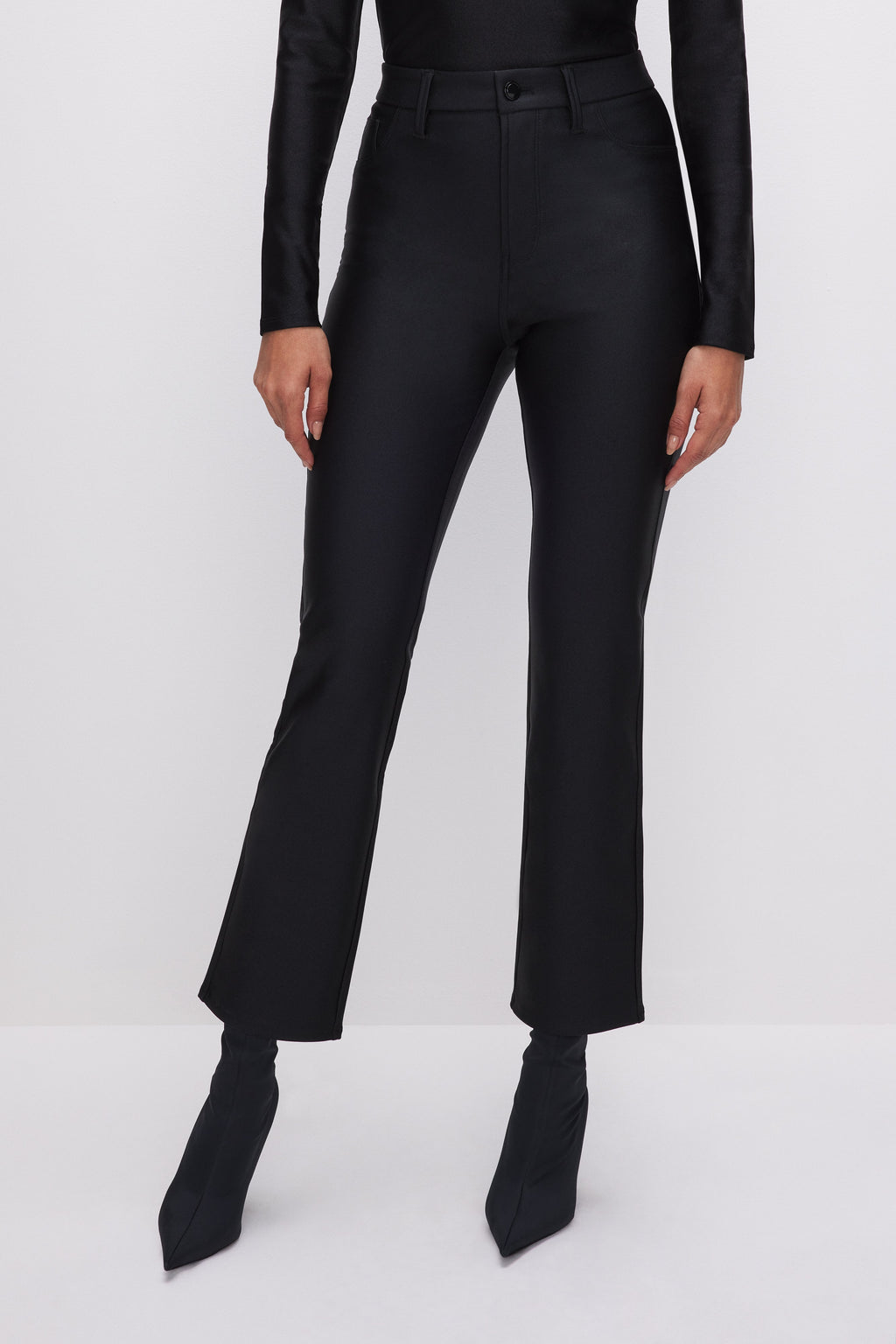 Luxury COMPRESSION SHINE STRAIGHT PANTS BLACK001
